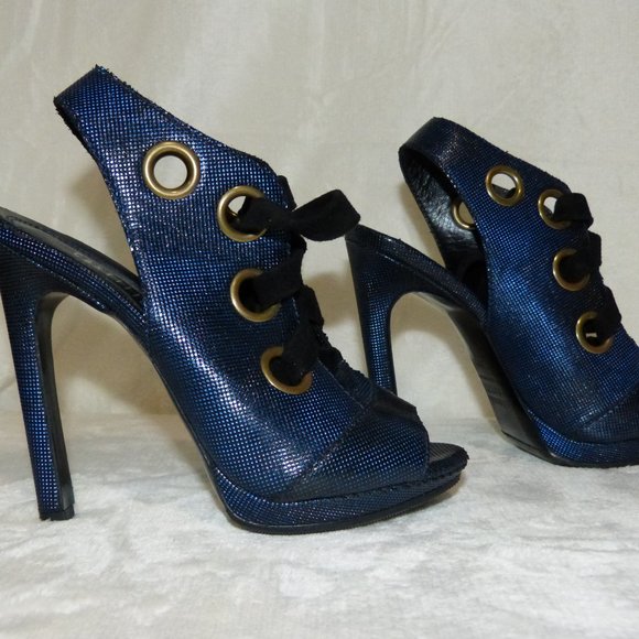 EDMUNDO CASTILLO BLUE LEATHER HEELS SZ 35.5 - Picture 2 of 11